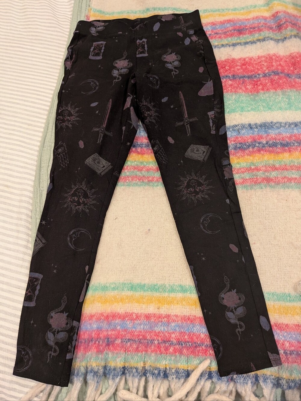 torrid Black Leggings with Mystical Print - 12